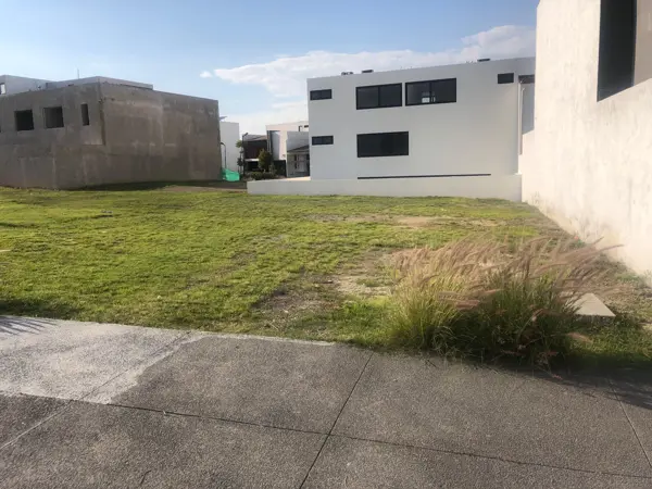 Terreno en venta en Lomas de Angelópolis, San Andrés Cholula — foto 3 de 4