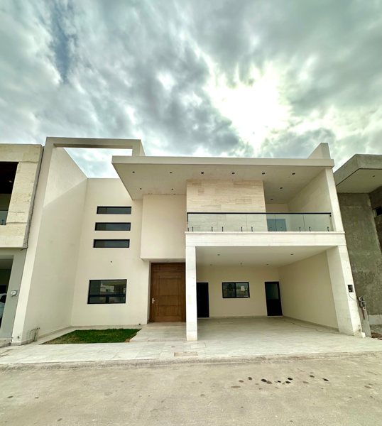 Casa en venta en Rincón las Trojes, Torreón — foto 2 de 27