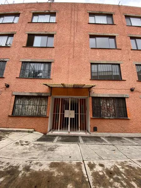 Inversión inmobiliaria: Departamento en remate en Haciendas de Coyoacán MM8011