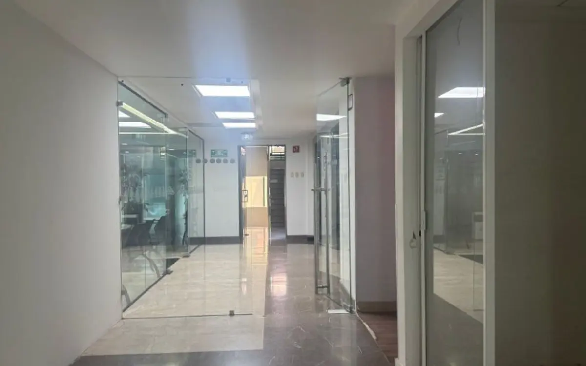 Oficina en renta en Lomas de Chapultepec I Sección, Miguel Hidalgo — foto 1 de 14
