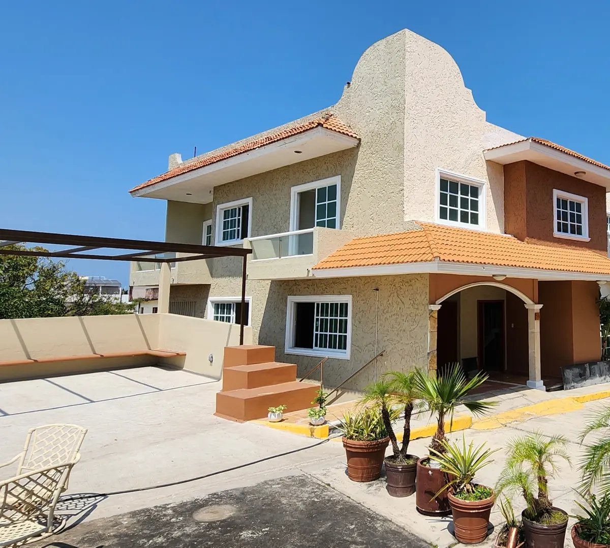 Casa en venta en Joyas de Mocambo (Granjas los Pinos), Boca del Río — foto 1 de 11