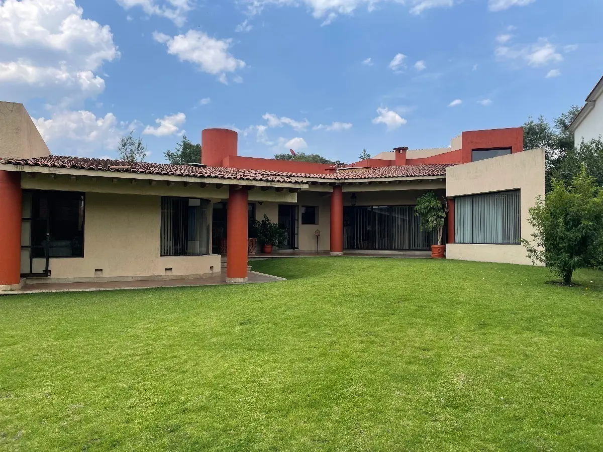Casa en venta en Metepec Centro, Metepec — foto 1 de 14