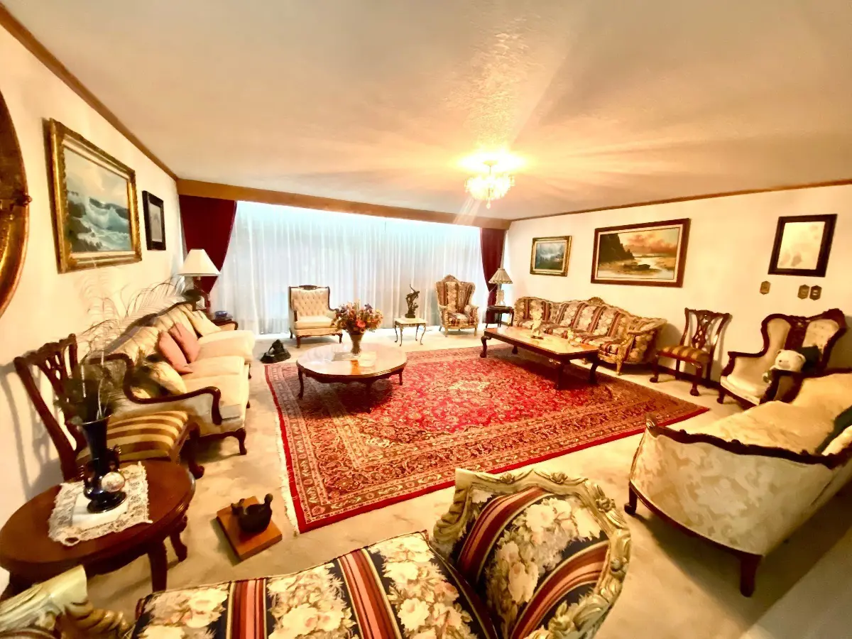Casa en venta en Jardines En la Montaña, Tlalpan — foto 1 de 35