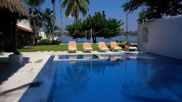 Casa en venta en Tequesquitengo, Jojutla — foto 2 de 27