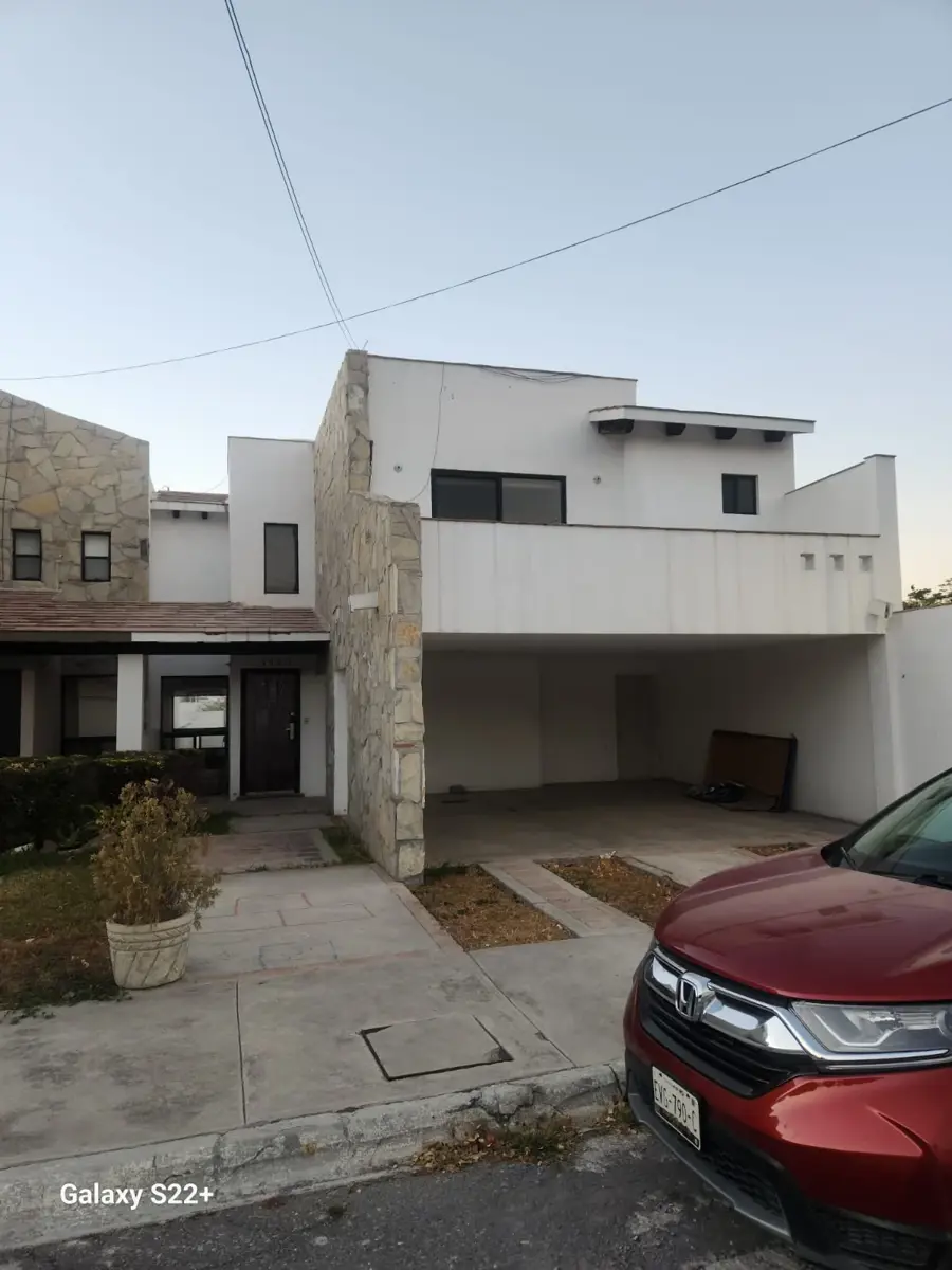 Casa en renta en Bugambilias, Saltillo — foto 1 de 10