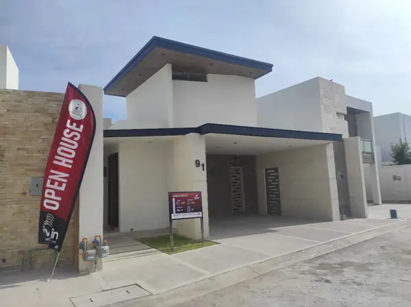 Casa en venta en Los Viñedos, Torreón — foto 2 de 21