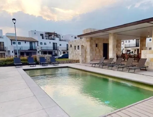 Casa en venta en condominio el Refugio, Querétaro