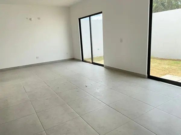Casa en venta en Carlota Hacienda Vanegas, Corregidora — foto 3 de 17