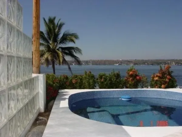 Casa en venta en Tequesquitengo, Jojutla — foto 3 de 27