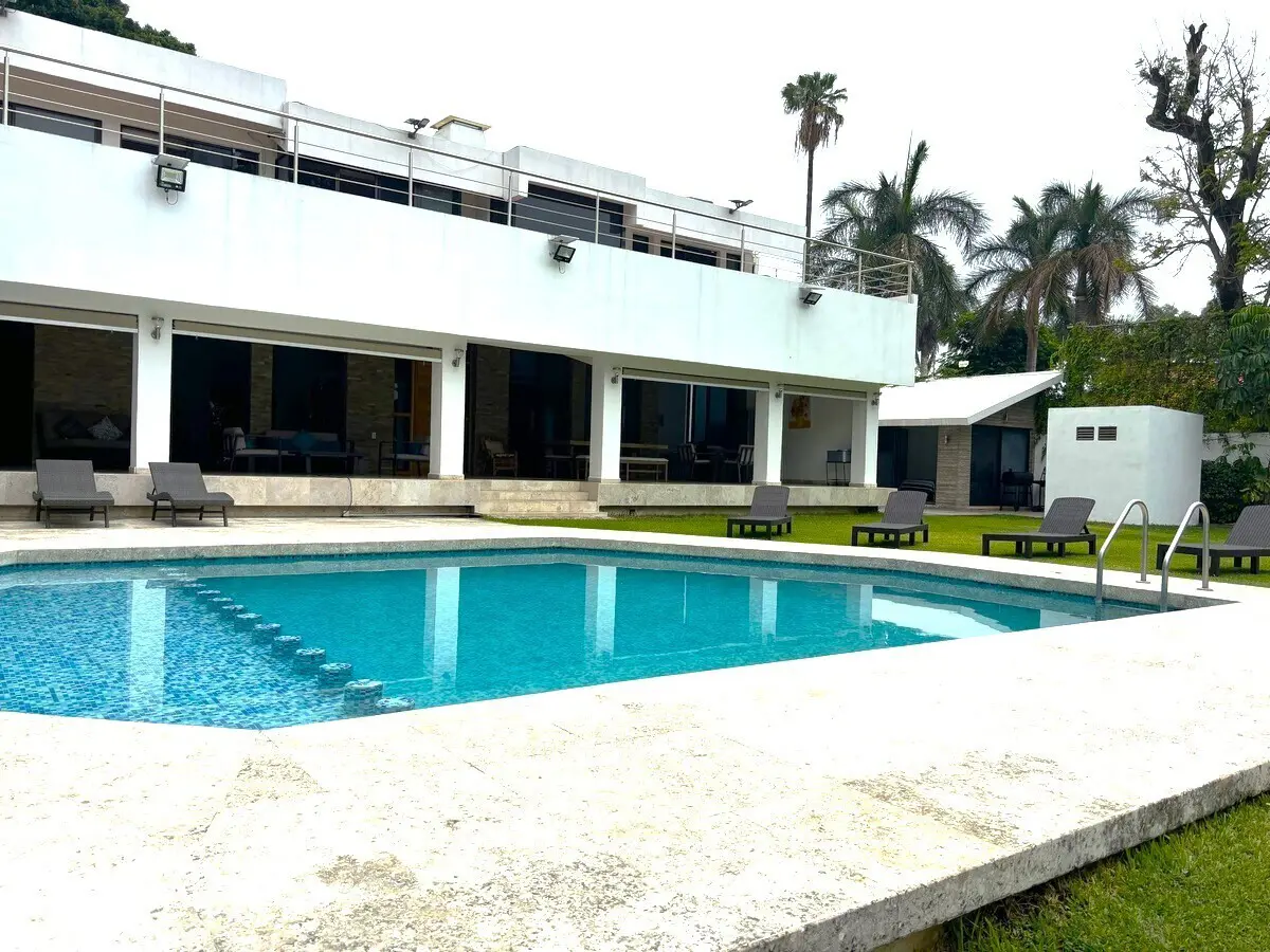 Casa en venta en Palmira, Cuernavaca — foto 1 de 32