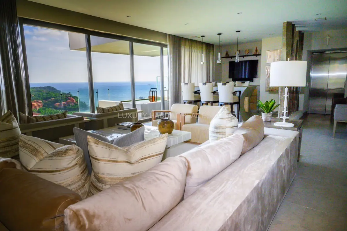 Departamento en venta en Zihuatanejo (Ixtapa-Zihuatanejo), Zihuatanejo de Azueta — foto 1 de 19