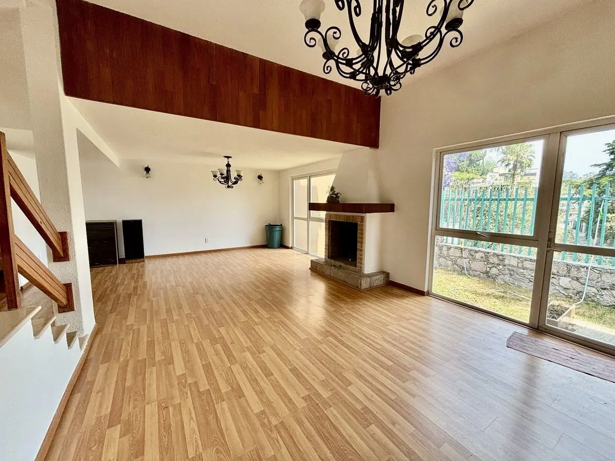 Casa en venta en Lomas Verdes 4a Sección, Naucalpan de Juárez — foto 1 de 35