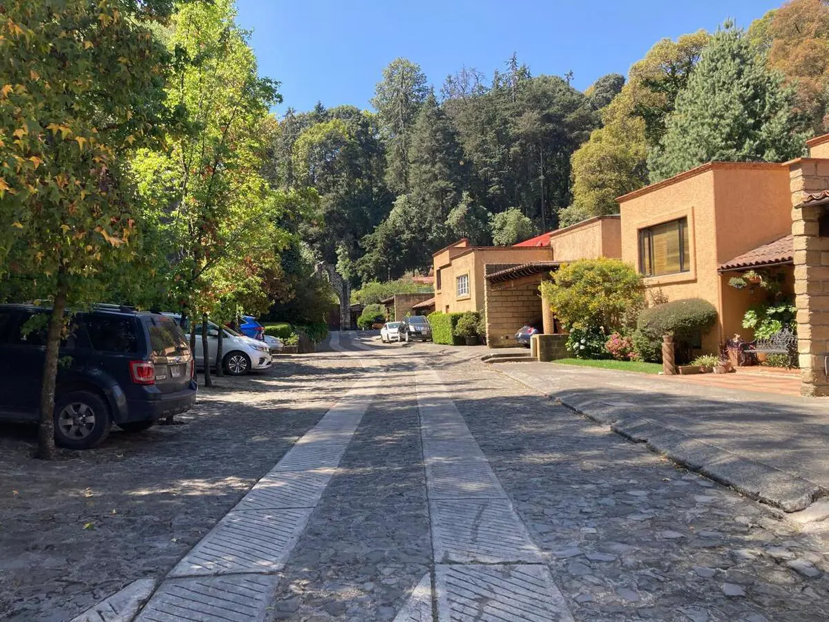 Casa en venta en San Lorenzo Acopilco, Cuajimalpa de Morelos — foto 1 de 28