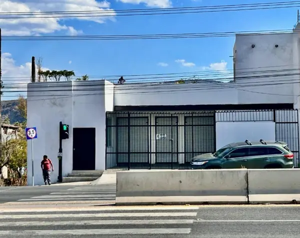 Edificio en venta en La Lejona, San Miguel de Allende — foto 2 de 18