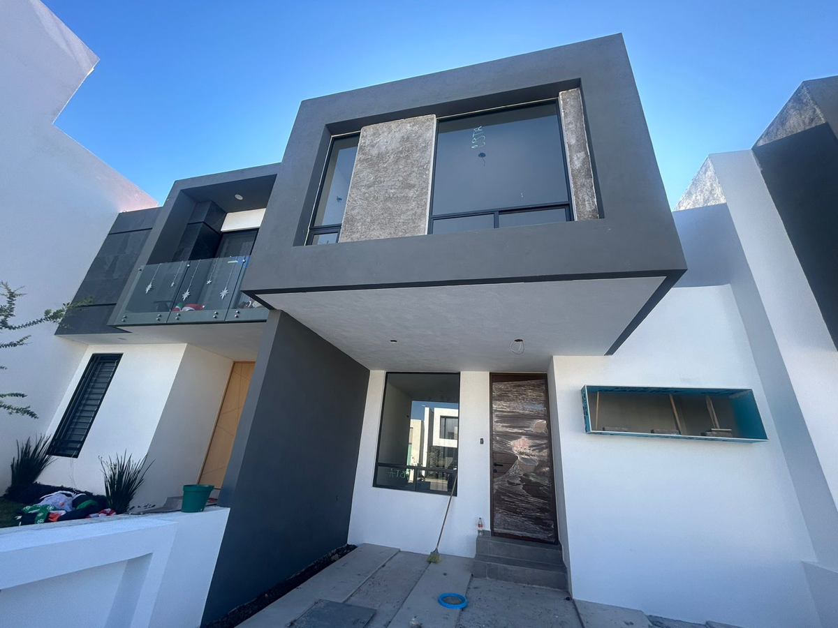 Casa en venta en Cañadas del Bosque, Morelia — foto 1 de 12