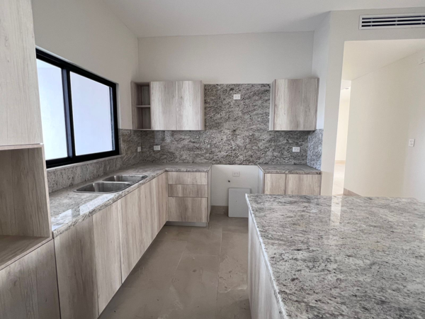 Casa en venta en Las Trojes, Torreón — foto 2 de 19