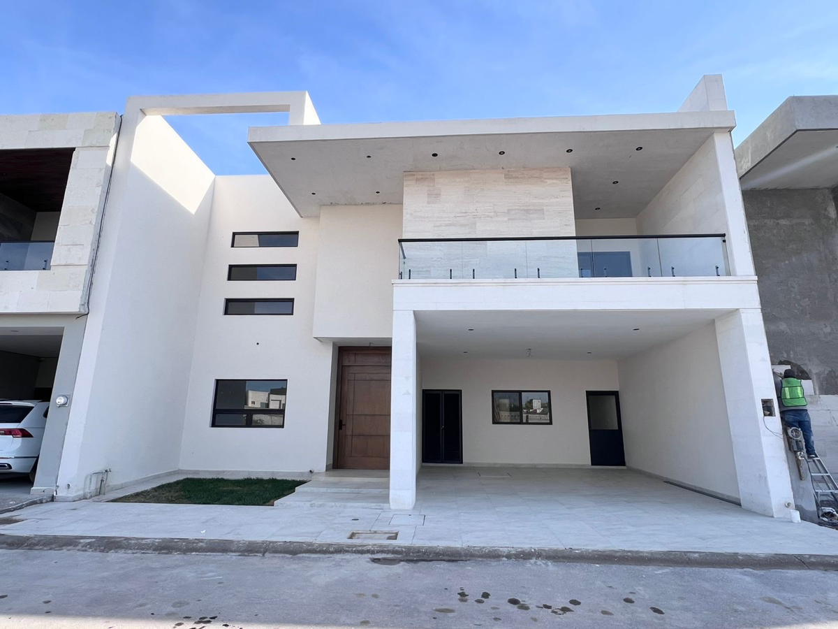 Casa en venta en Las Trojes, Torreón — foto 1 de 19