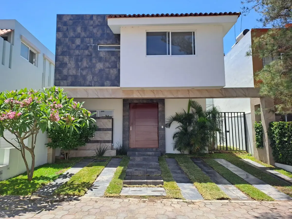 Casa en venta en Bosques Santa Anita, Tlajomulco de Zúñiga — foto 1 de 27