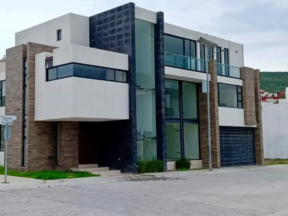 Casa en venta en Villas de la Concepción, San Agustín Tlaxiaca — foto 1 de 9