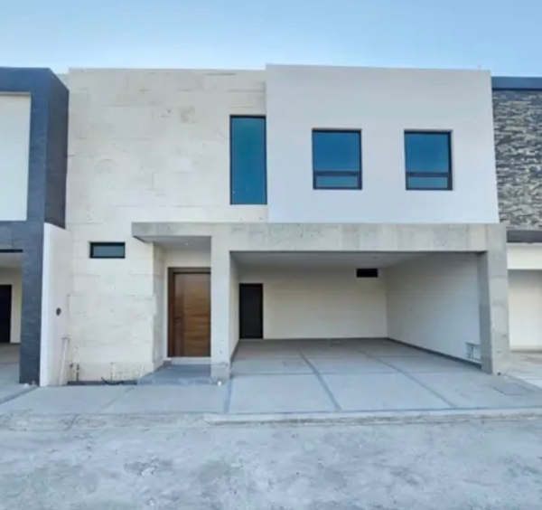 Casa en venta en Los Viñedos, Torreón — foto 2 de 24