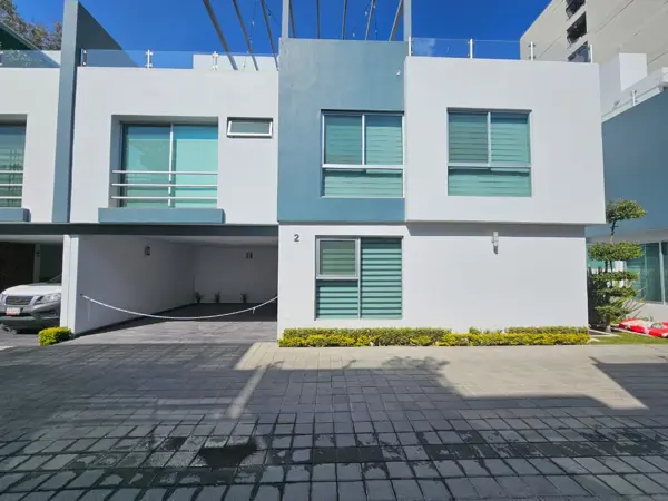 Foreclosure: Casa en Ciudad Granja, Zapopan con Piscina y Seguridad MM8011