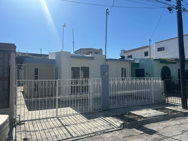 Casa en venta en La Luz, Guadalupe — foto 2 de 33