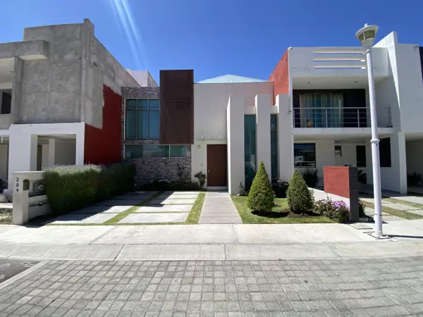 Casa en venta en Zona Plateada, Pachuca de Soto — foto 3 de 31