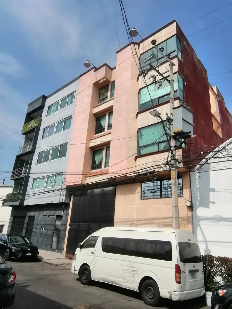 Bodega en renta en Leyes de Reforma 3a Sección, Iztapalapa — foto 1 de 26