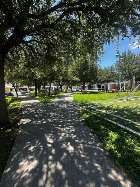 Casa en Renta en Villas la Rioja, Monterrey, Nuevo León 4