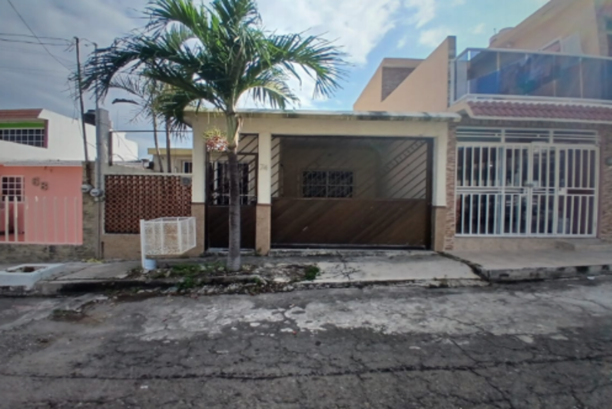 Casa en venta en Las Brisas, Veracruz — foto 1 de 14