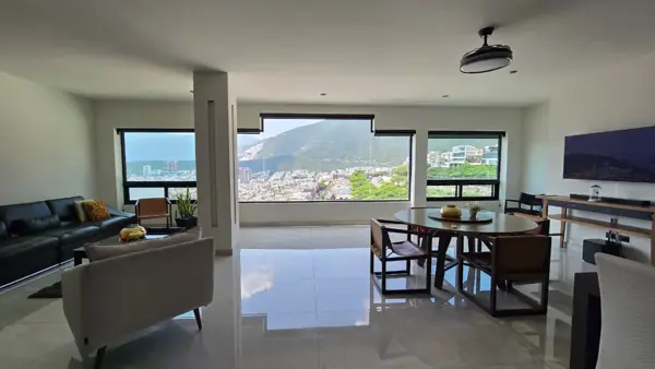 Casa en venta en Balcones de Colinas de San Jerónimo, Monterrey — foto 3 de 11