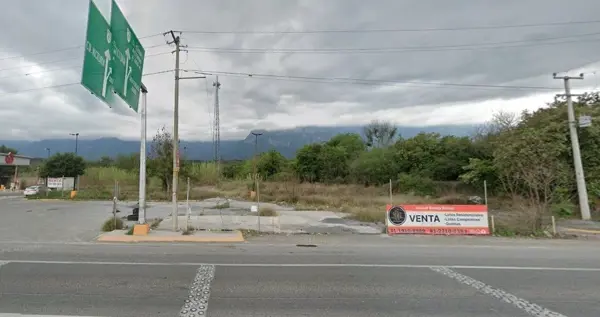 Terreno en Renta en Yerbaniz, Santiago, Nuevo León 3
