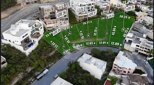Terreno en Venta en Las Águilas, Guadalupe, Nuevo León 1
