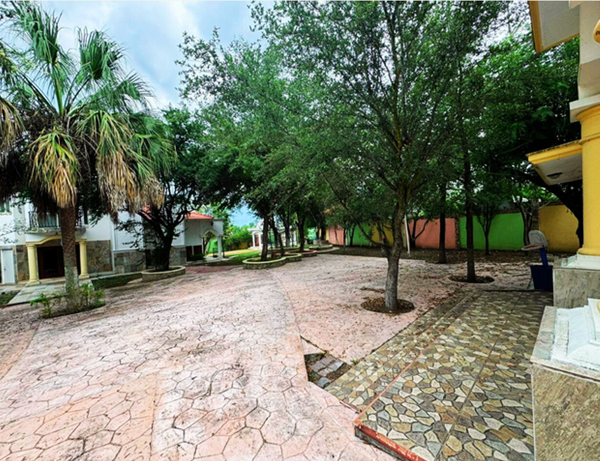 Quinta en Venta en La Boca, Santiago, Nuevo León 4