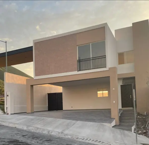 Casa en Venta en Terrapark Dominio, García, Nuevo León 1