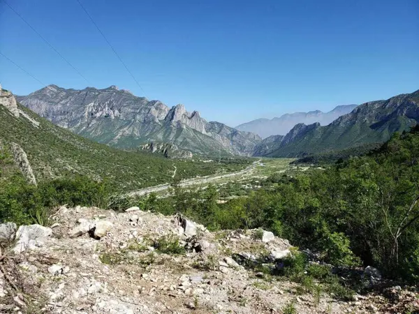 Terreno en Venta en Bosques la Huasteca, Santa Catarina, Nuevo León 4