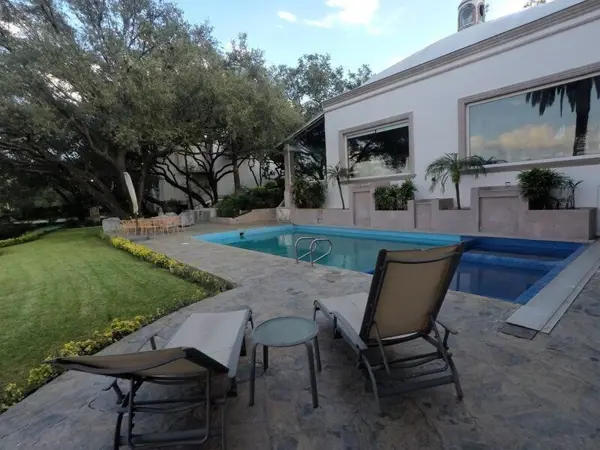 Casa en Venta en Valle de San Angel Rincon Frances, San Pedro Garza García, Nuevo León 2