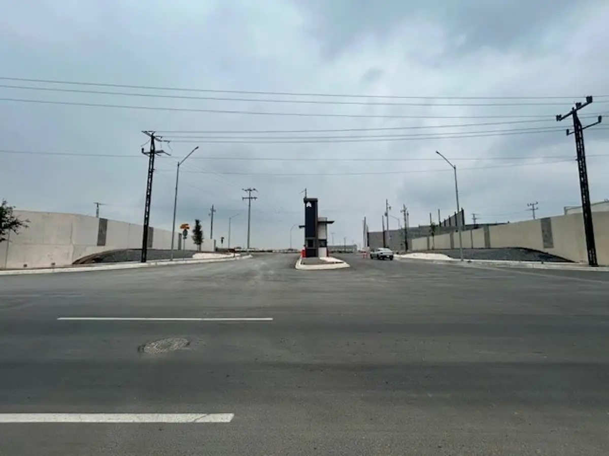Terreno en venta en Terra Park Norte, Salinas Victoria — foto 1 de 9