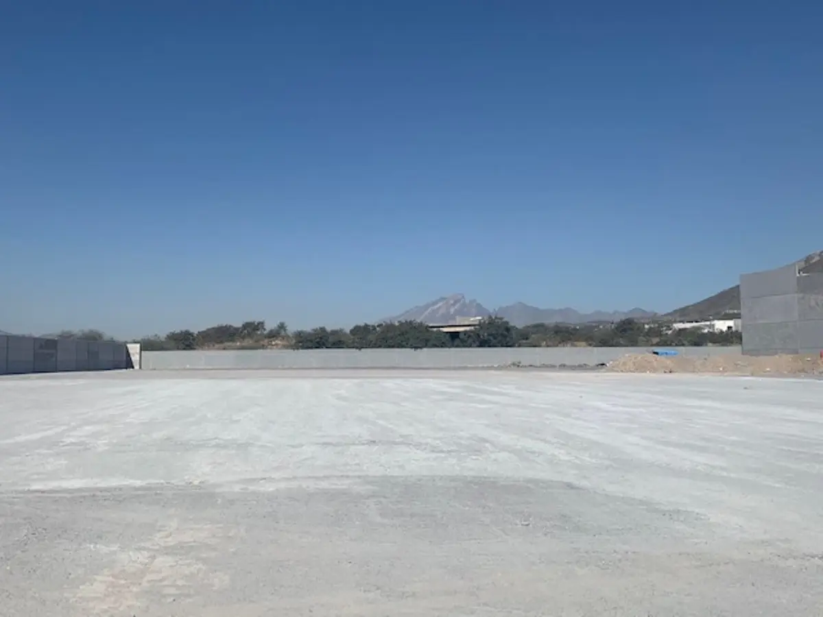 Terreno en renta en Micro Empresarios, Santa Catarina — foto 1 de 8
