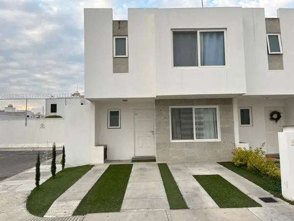 Casa en venta en Residencial Santa Fe, Corregidora — foto 3 de 32