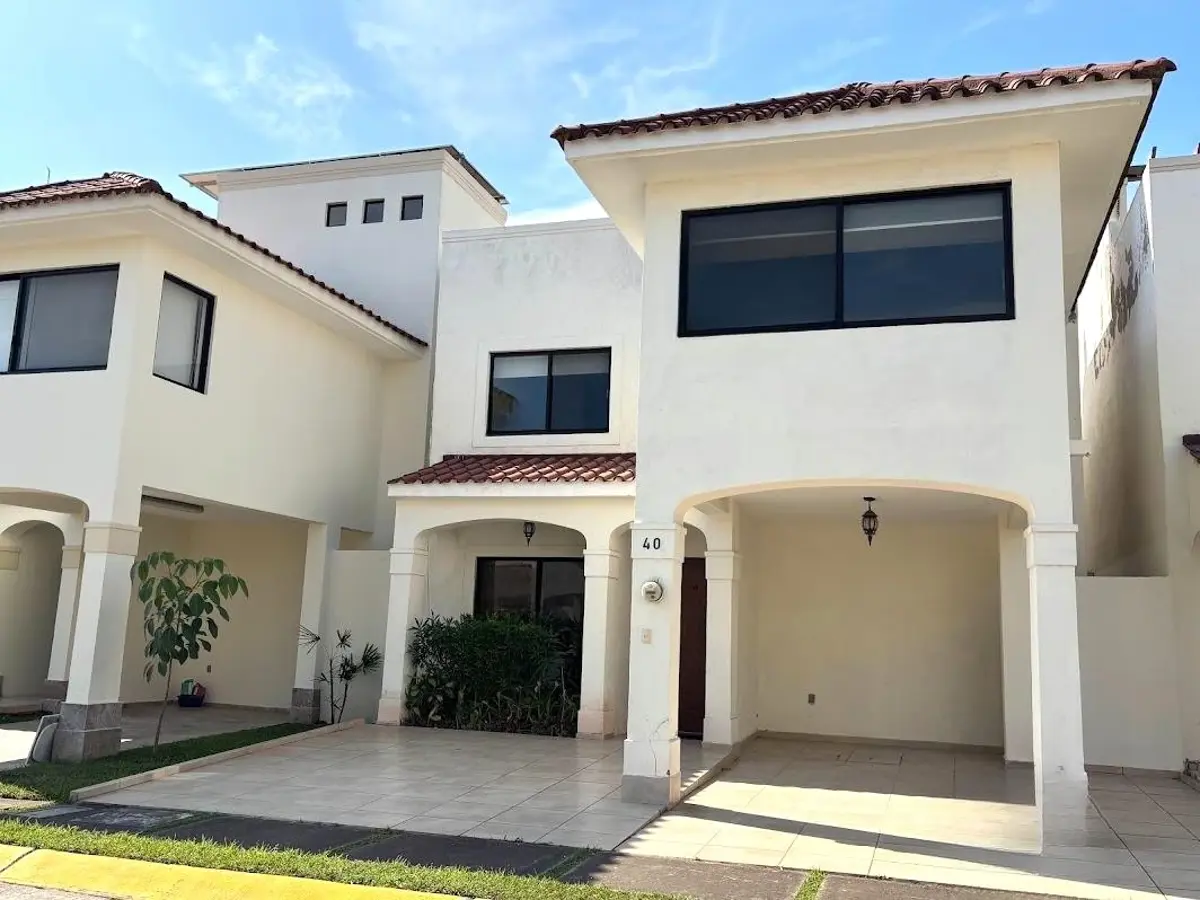 Casa en renta en Quinta Al Andalus, Boca del Río — foto 1 de 17