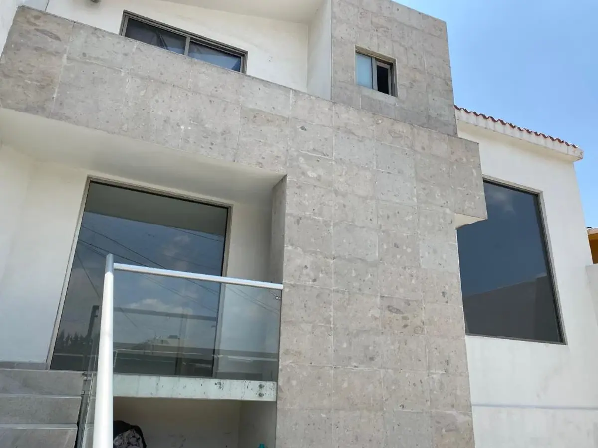 Casa en venta en Jardines de San Mateo, Naucalpan de Juárez — foto 1 de 23
