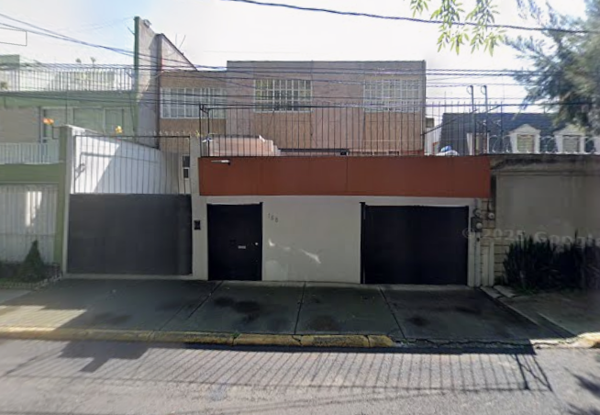 GRAN OPORTUNIDAD DE REMATE HIPOTECARIO CASA EN COL. CAMPESTRE CHURUBUSCO, COYOACAN.