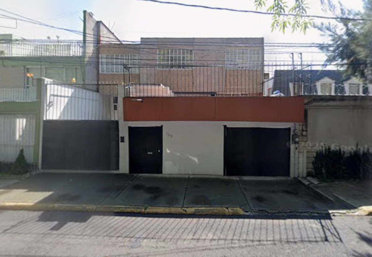 Casa en venta en Campestre Churubusco, Coyoacán — foto 1 de 6