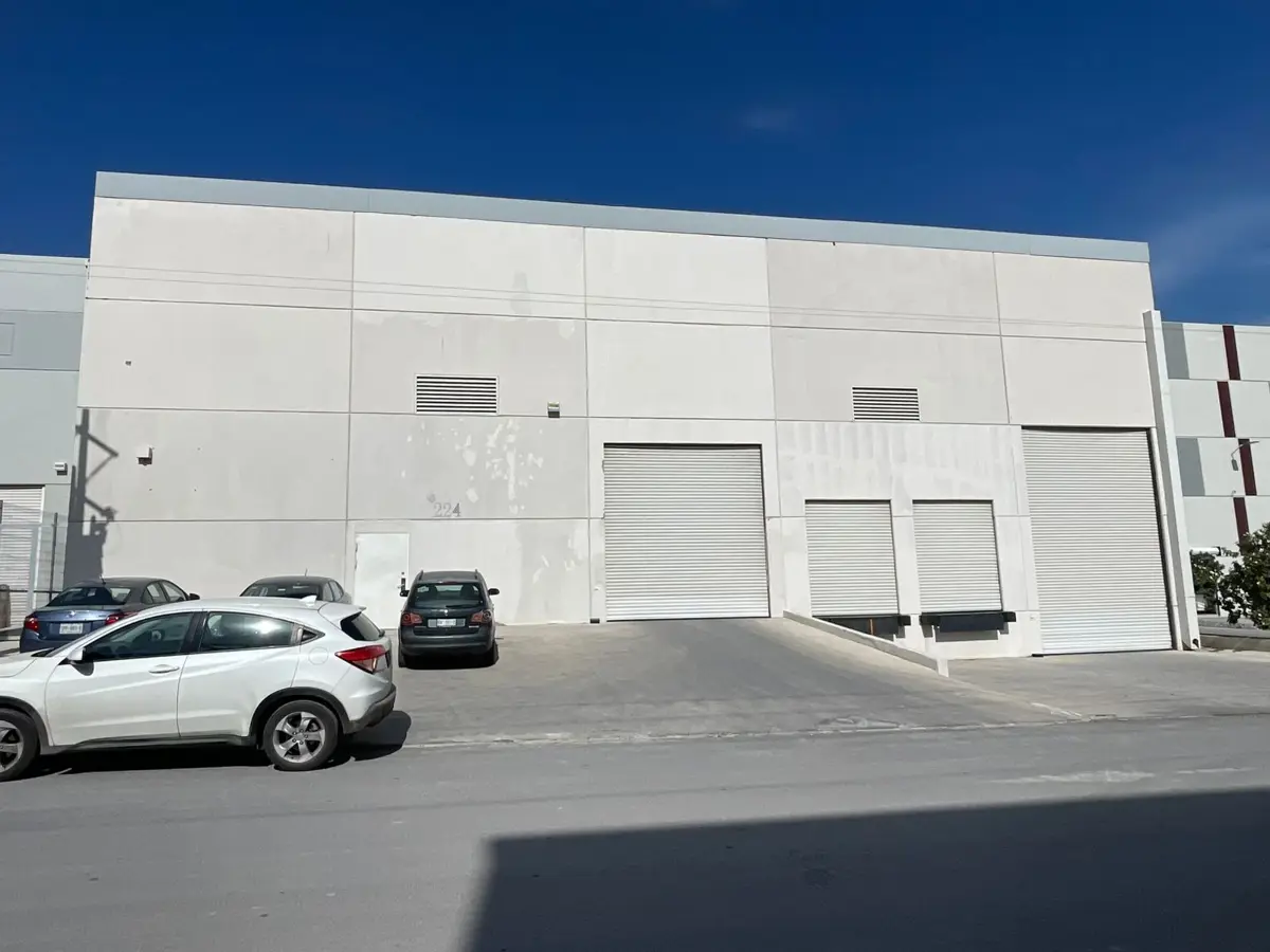 Bodega en renta en Ciudad Santa Catarina Centro, Santa Catarina — foto 1 de 18