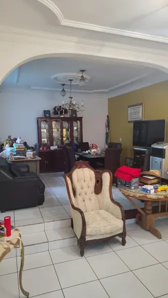 Casa en Venta en Prados Verdes, Morelia - Espaciosa y Bien Ubicada