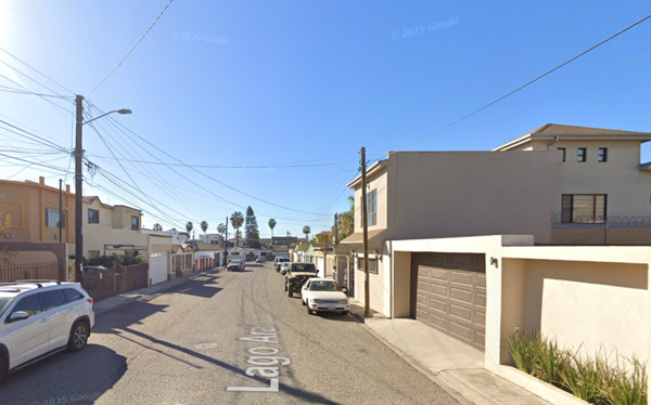 Casa en venta en Valle Dorado, Ensenada — foto 2 de 12