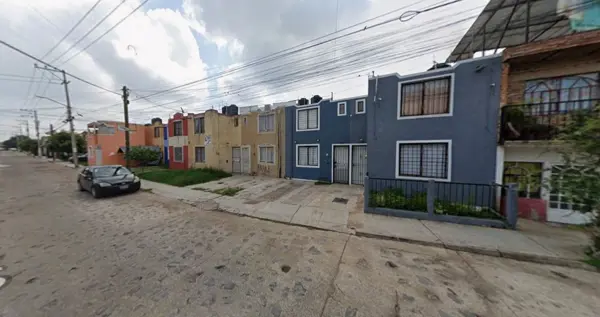 Casa en venta en Colinas de San Carlos, Tonalá — foto 3 de 12