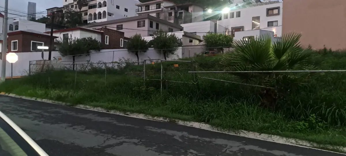 Terreno en venta en Las Cumbres, Monterrey — foto 1 de 3