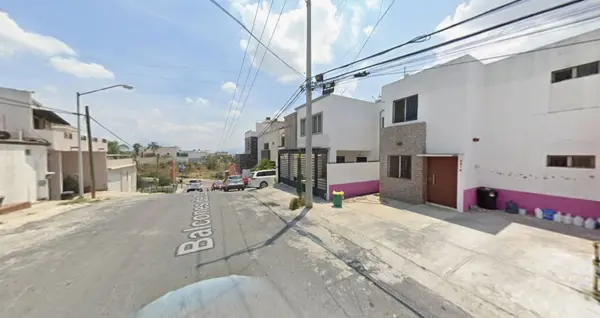 Casa en venta en Colinas del Valle, Monterrey — foto 3 de 12